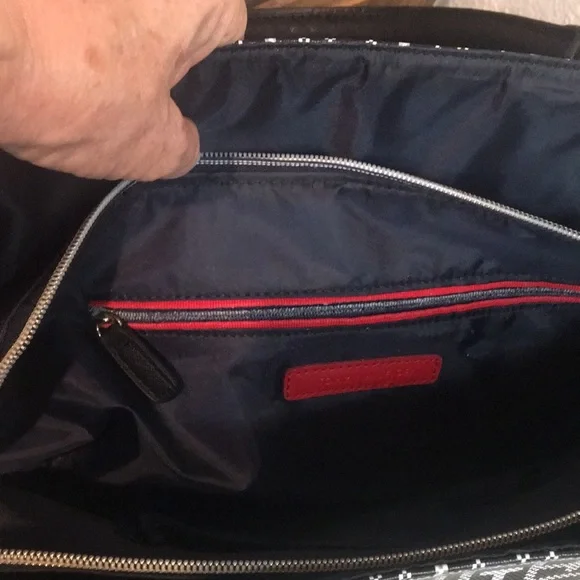 Tommy Hilfiger Black & White Tote Bag - Picture 7 of 10